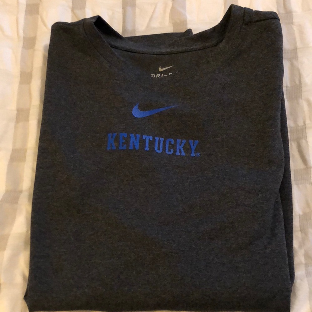 Nike youth long sleeved t-shirt